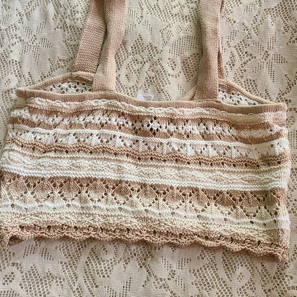 H&M crop - Picture 3 of 3